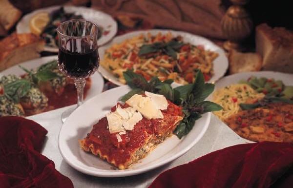 Богата италианска трапеза | Leonardo Bansko